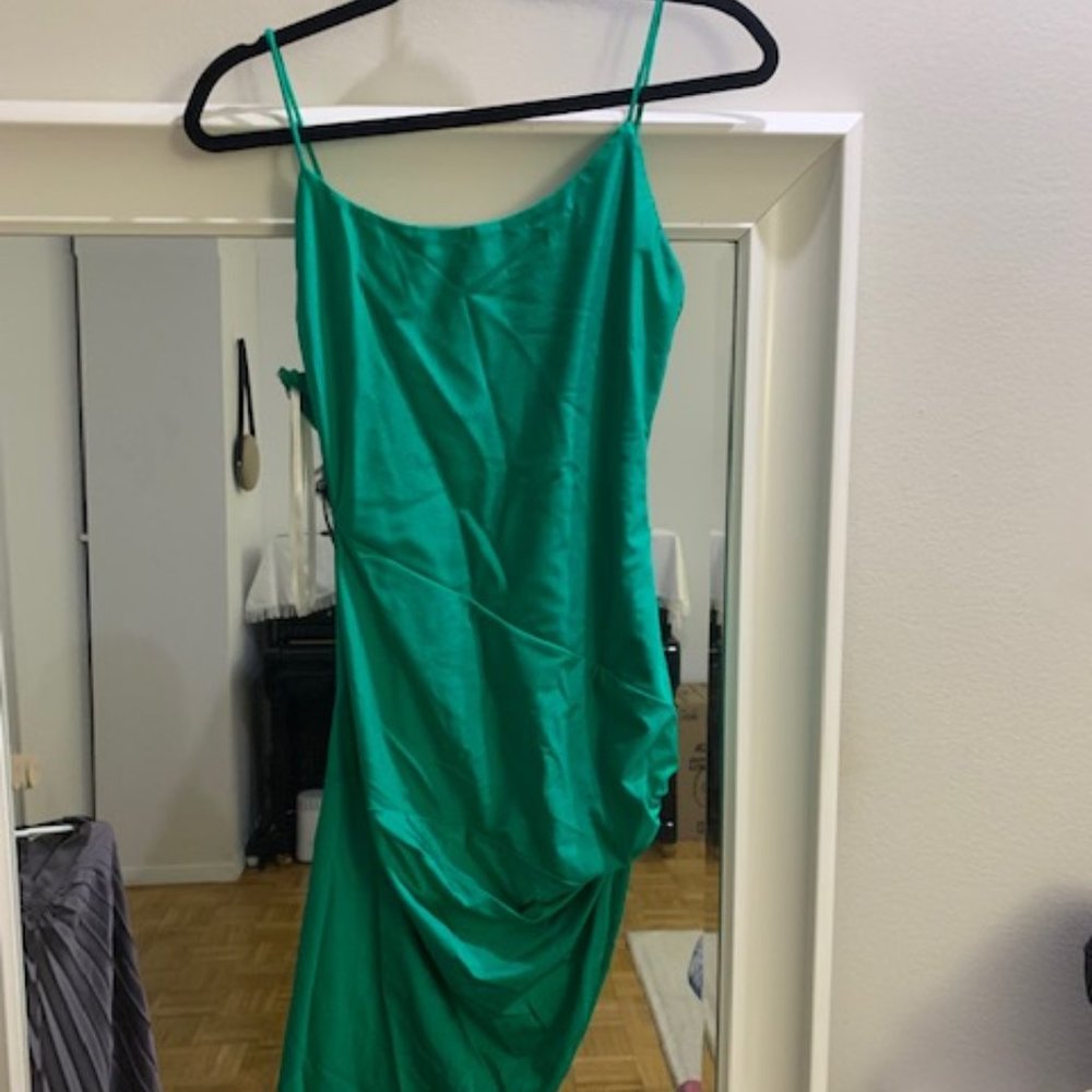 Green Superdown dress from Revolve size S